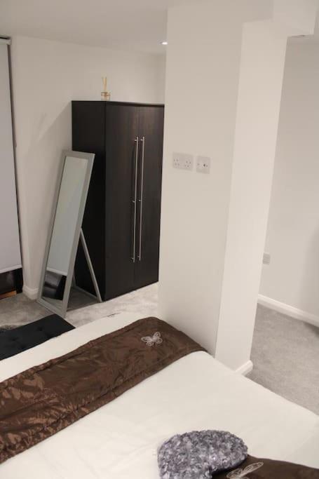 פרסטון Amazing Luxury One Bedroom Apartment In The Heart Of Preston מראה חיצוני תמונה